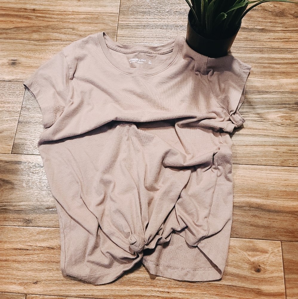 Abercrombie & Fitch Knot Tie Tee